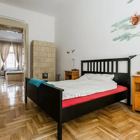 Molnar 21 * Budapest